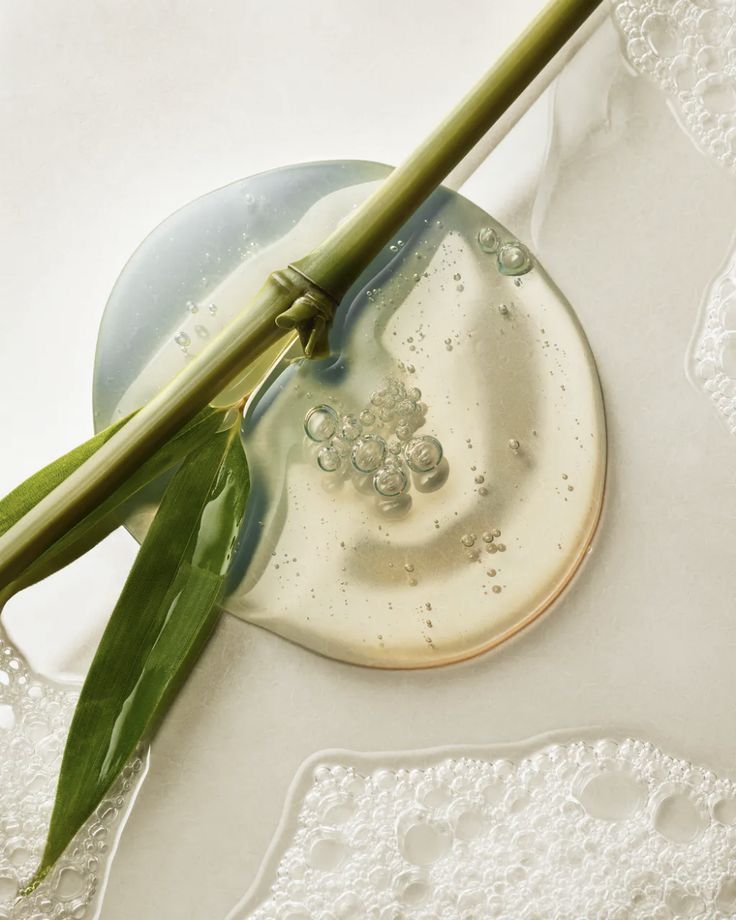Gel Nettoyant Jasmin, Thé vert et Niacinamide