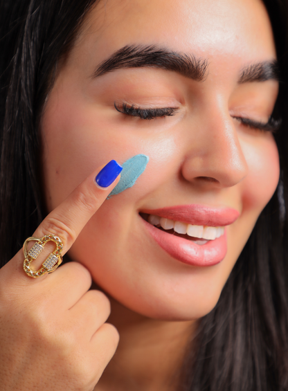 Scrub et Masque 2 en 1 Éclaircissant à la Poudre de Nila et Lavande